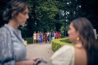 tijdens Renee en Fabian op Kasteel Wijnenburg in Echteld door Stefan Segers